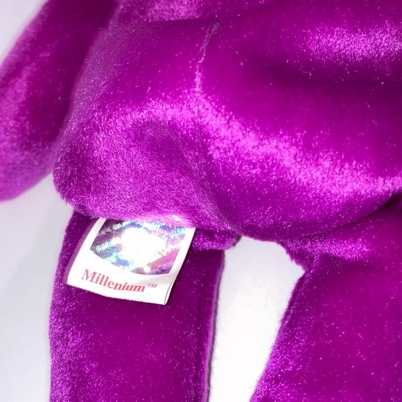 TY Beanie Baby MIllenium Bear W/card given out at The old Yankee Stadium in 1999 - Picture 5 of 9